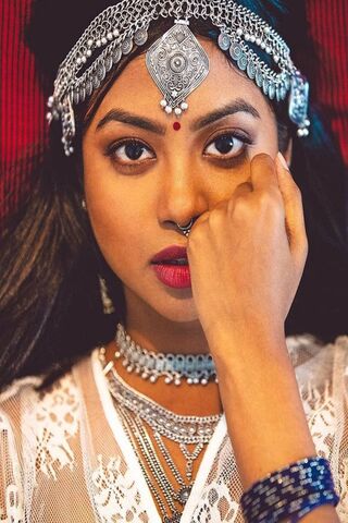 Shaun Romy: A Glimpse of Elegance ✨