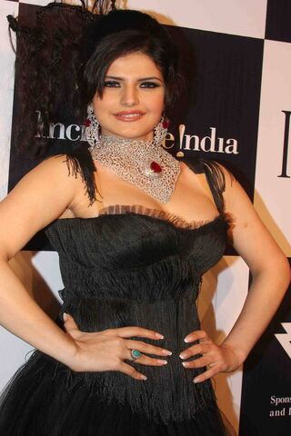 Glamour and Grace: Zarine Khan's Stunning Style