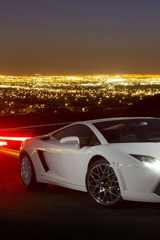 Gallardo: The Night Racer 🌌🚗