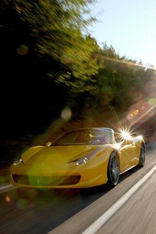 Ferrari 458 Italia: The Golden Speedster 🏎️✨