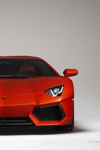 Unleashing the Beast: Lamborghini Aventador