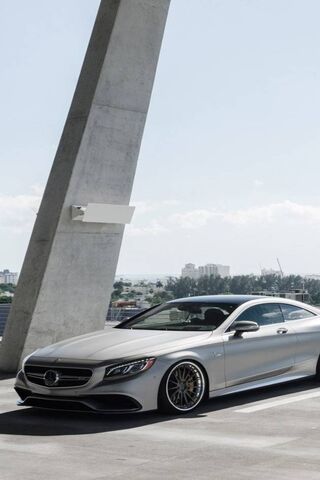 Elegance on Wheels: The..
