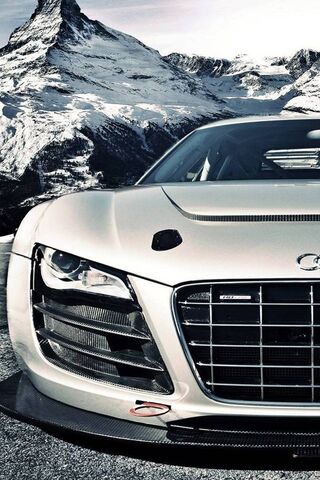 Audi R8: The Pinnacle o..