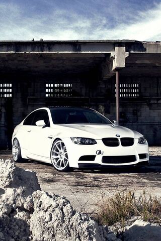 The Iconic BMW M3: A Ma..