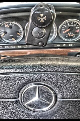 Benz W126