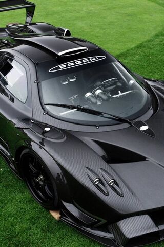 Black Pagani