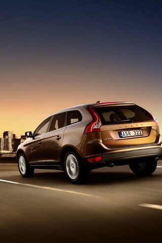 Volvo XC60: The Perfect Blend of Style and Performance 🚗✨