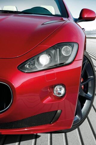 Elegance on Wheels: The Maserati Gran Cabrio