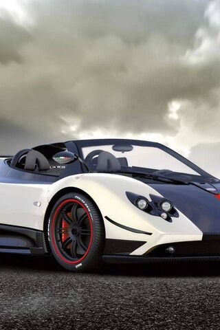 The Iconic Pagani Zonda: A Masterpiece of Speed and Style 🚗✨