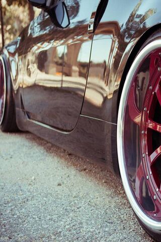 Sleek and Stylish: The Nissan 350Z