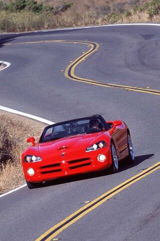 Unleashing Power: The Dodge Viper SRT10 on the Open Road 🚗💨