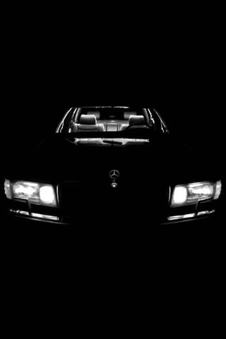 Benz W126 In Dark