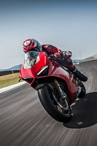 Ducati Panigale V4 S