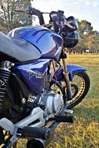 Honda CG: The Ultimate Ride for Adventure! 🏍️✨