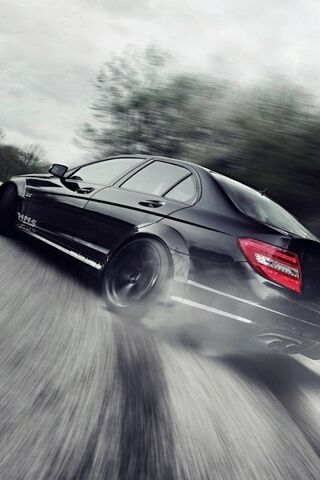 Ozcanates: The Thrill of Speed