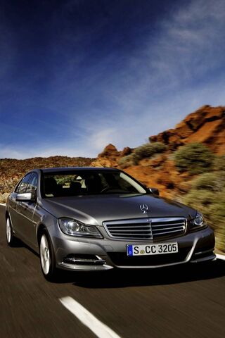 Mercedes Magic: The Elegance of Performance 🚗✨