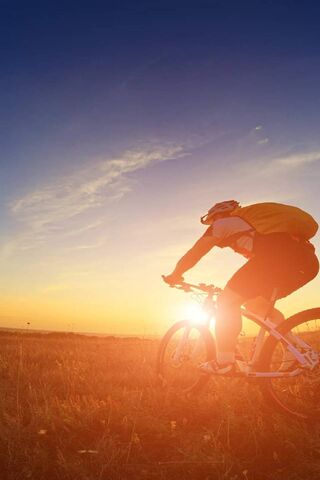 Sunset Ride: Embracing Freedom on Two Wheels 🌅🚴