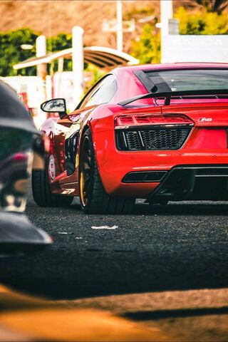 Unleashing the Power: Audi R8 in Action! 🚗💨
