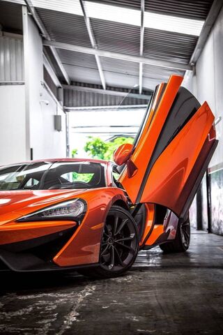 Unleashing the Beast: McLaren's Stunning Performance