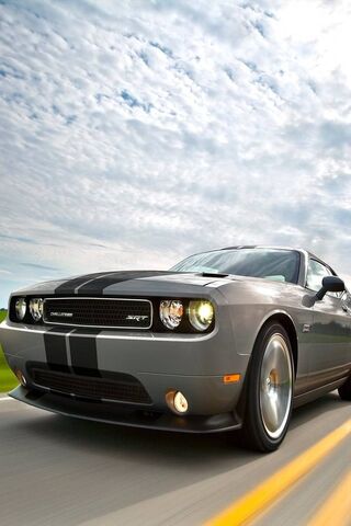 Dodge Challenger 201: The Modern Muscle Marvel 🚗💨