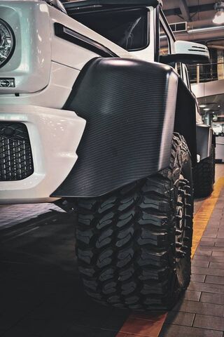 Power Meets Luxury: The Mercedes-Benz G63 AMG