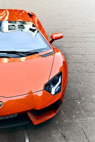 Aventador: The Pinnacle of Italian Engineering 🚗✨