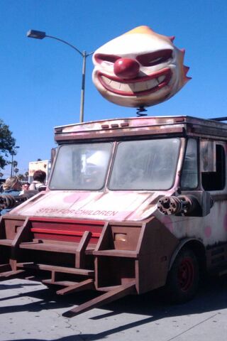 Chilling Treats from the Sweet Tooth Truck 🍦👻