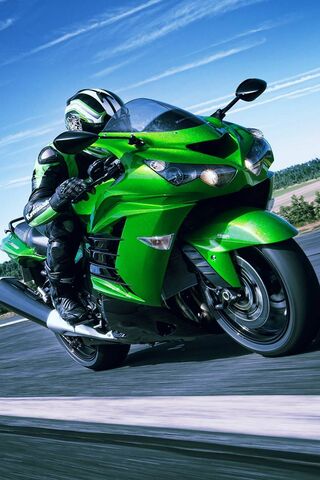 Riding the Green Thunder: A Motorbike Adventure! 🏍️💨