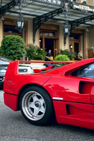 F40: The Icon of Speed and Style 🚗💨