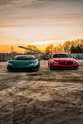 Lambo vs Merc: The Ultimate Showdown 🚗💨