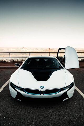 The Future of Driving: BMW i8 Unleashed 🚗✨