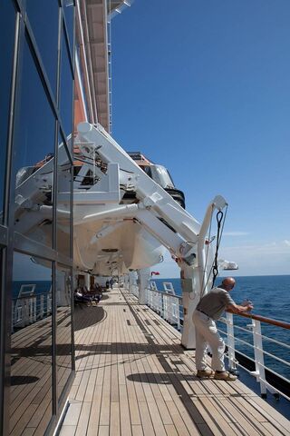 Sailing Serenity: The Promenade Deck Experience 🌊🚢