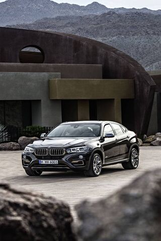 The Bold Elegance of the BMW X6 🚗✨