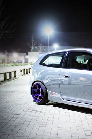 Nighttime Thrills: The Honda Civic Type R