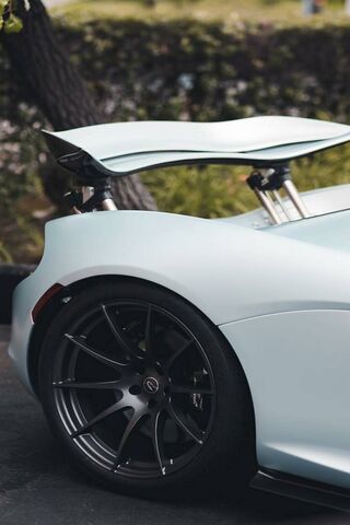 Unleashing Speed: The McLaren Active Aero