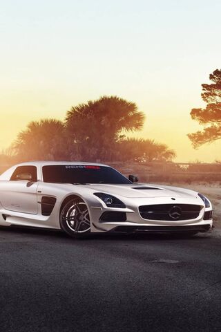 Elegance on Wheels: The Mercedes-Benz SLS