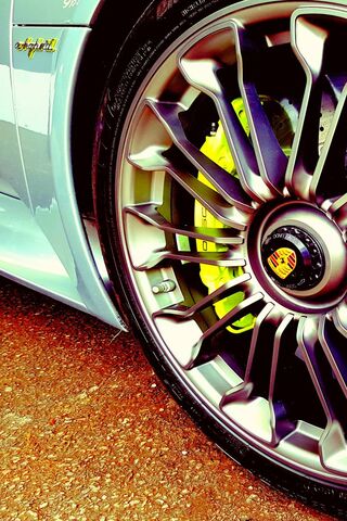 Power Meets Efficiency: The Porsche Hybrid Experience 🚗⚡