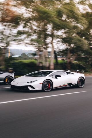 Speed Demons: The Thrill of Drag Racing 🏎️💨