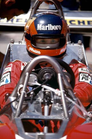 The Spirit of Speed: Gilles Villeneuve in Action! 🏎️💨