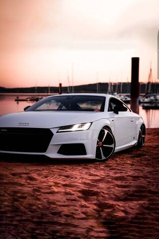 Sleek Elegance: The Audi TTRS at Dusk 🌅🚗