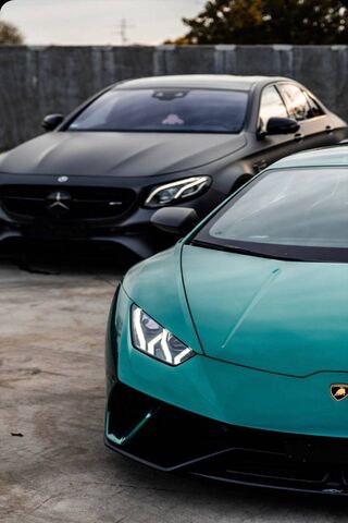 Luxury Showdown: Lambo vs. Merc 🚗💨