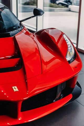 The Bold Beauty: Red LaFerrari 🚗❤️