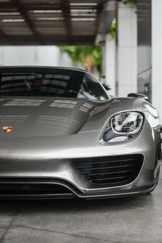 The Future of Speed: 918 Hybrid Unleashed 🚗⚡