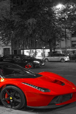 LaFerrari: The Pinnacle of Performance 🚗🔥