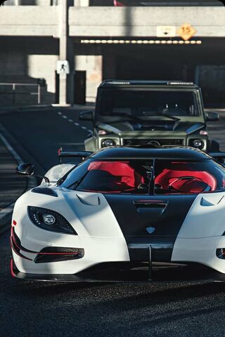 Koenigsegg: The Apex of Automotive Excellence 🚗✨