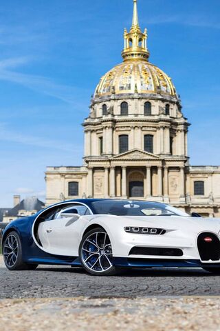 Elegance on Wheels: The French Hypercar Experience 🚗✨