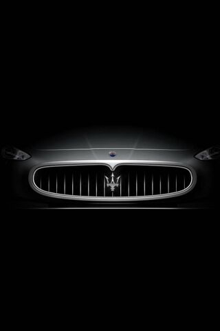 Elegance on Wheels: The Maserati GranTurismo