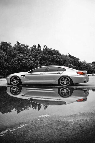Sleek Elegance: The BMW M6 in Reflection
