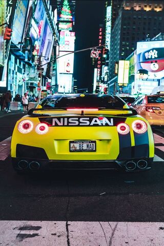Neon Dreams: GTR in the..