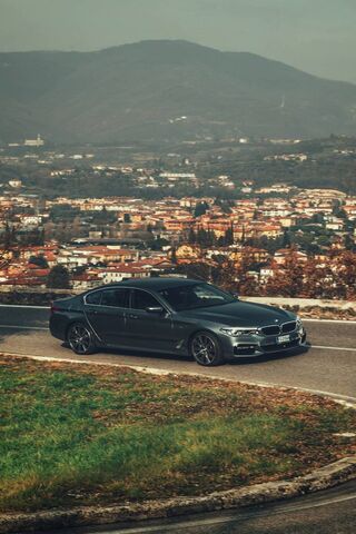 Elegance on Wheels: The BMW 540i